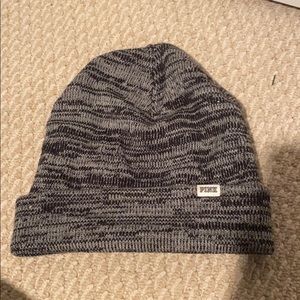 🆚 Victoria’s Secret PINK Grey Beanie